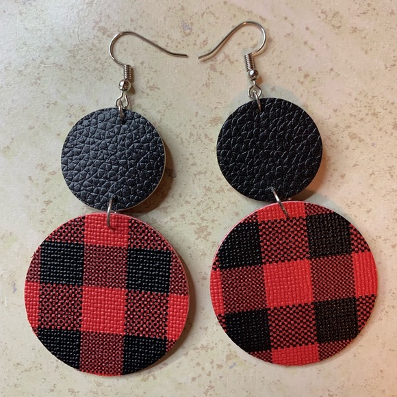 🌻3 for$12 🖤Faux Leather Dangle Earrings Plaid - Picture 2 of 5